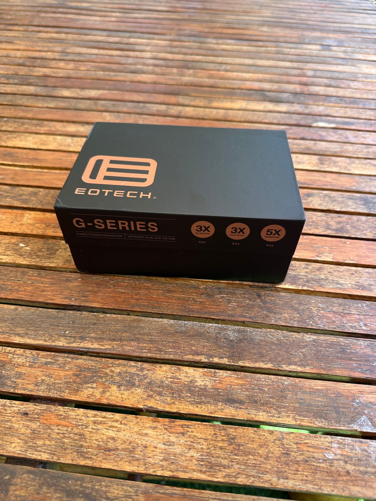 משלש של חברת EOTECH G43