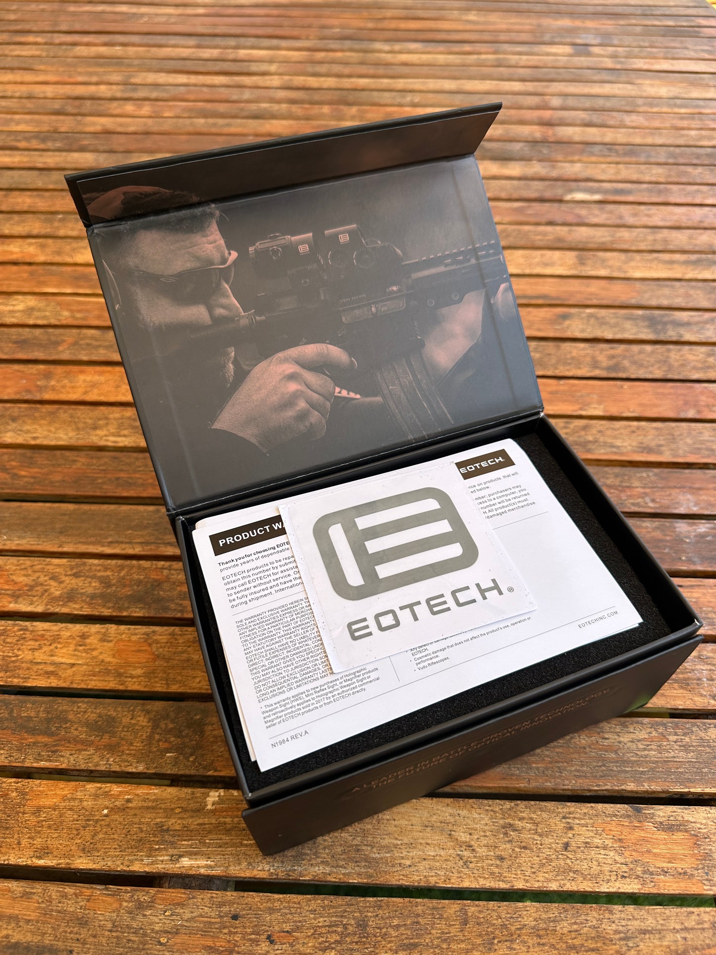 משלש של חברת EOTECH G43