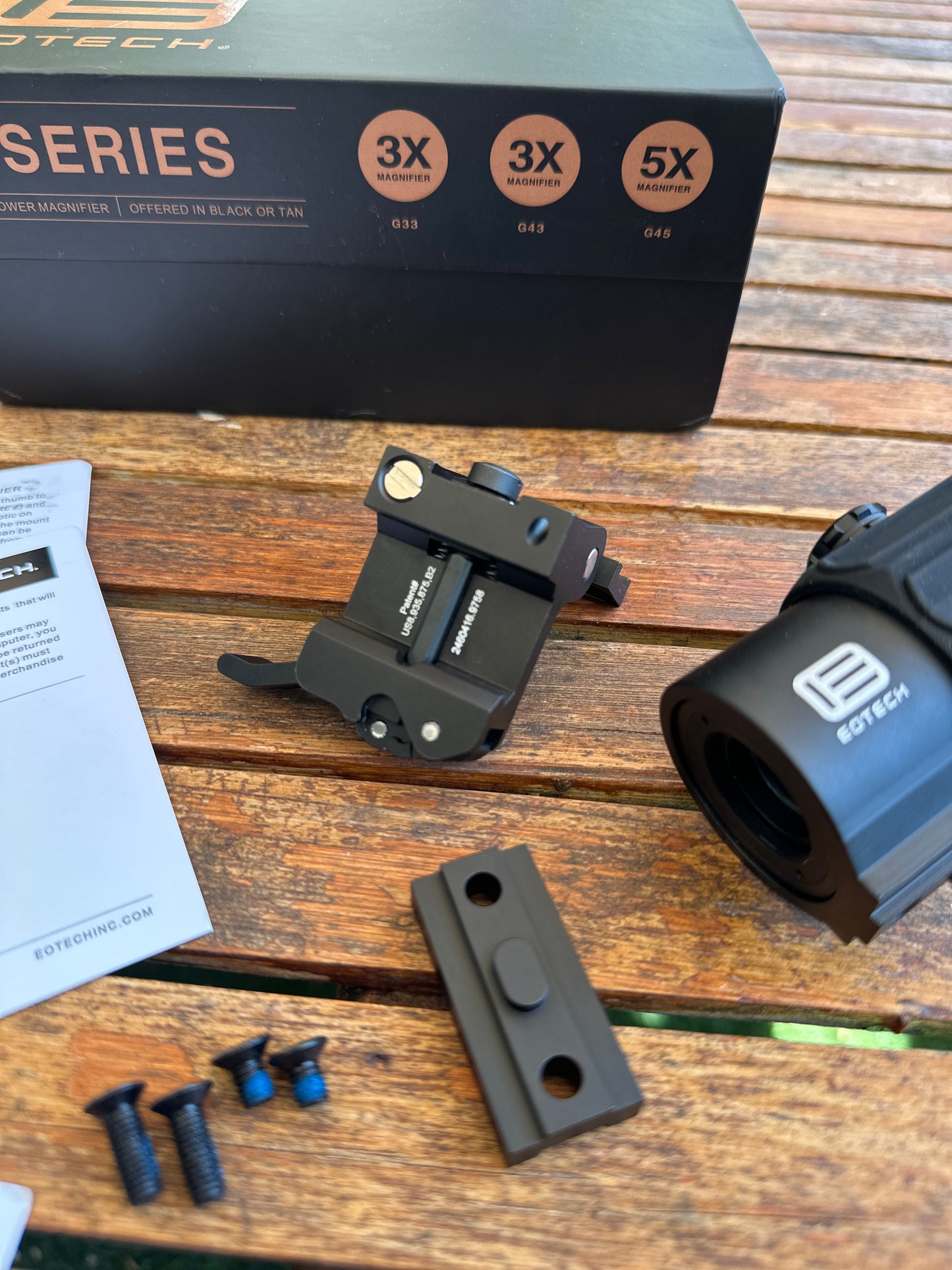 משלש של חברת EOTECH G43