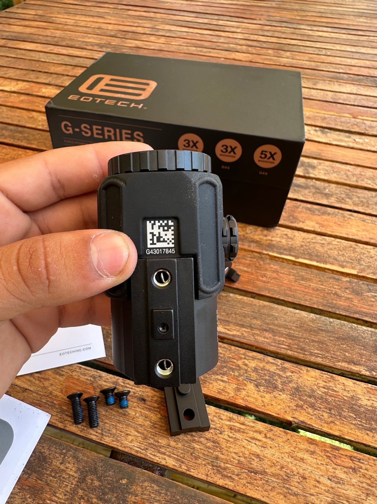 משלש של חברת EOTECH G43