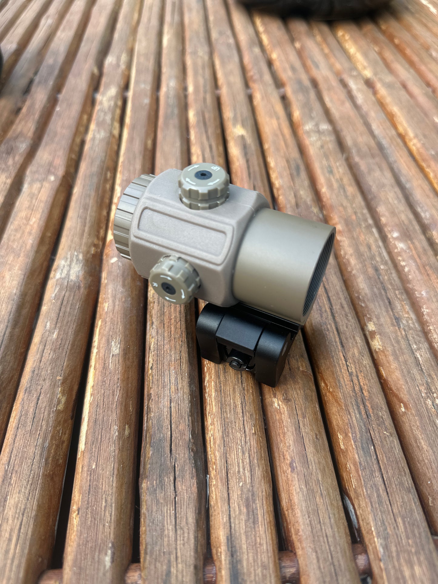 EOTECH משלש עותק של